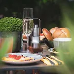 Sonnenhof Boutique-hotel Szálloda 4*